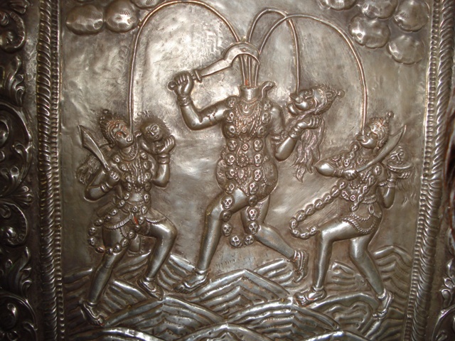 Chintpurni Ji image on the Pravesh Dwar 
